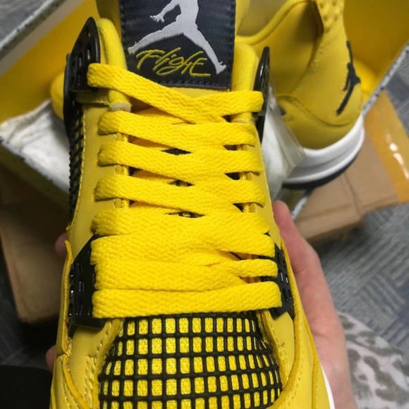 Nouvelle Air Jordan 4 Retro GS \